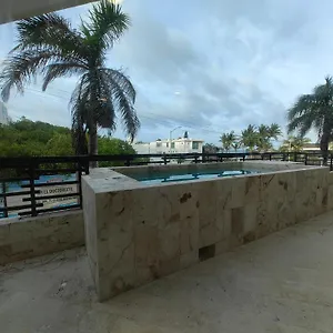 apt-beautiful-depto-breach-front.allrivieramayahotels.com/